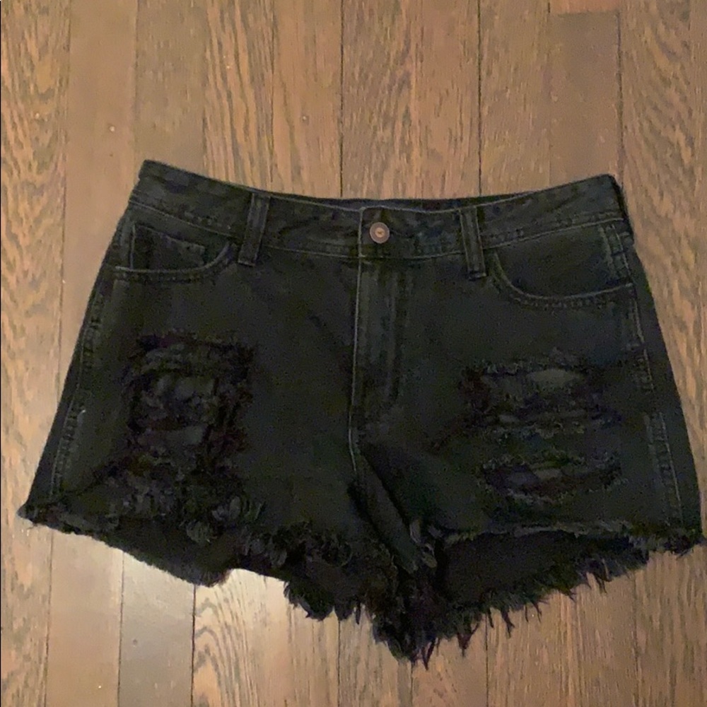 High-rise boyfriend denim shorts